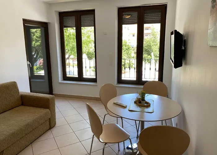 Nautica Apartment